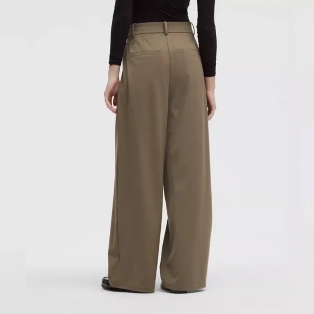 Lululemon Daydrift High-Rise Trouser Regular - Picture 3 of 6